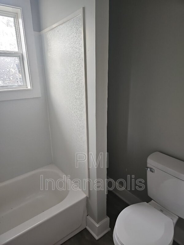 Building Photo - 1540 N Grant Ave