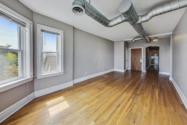Building Photo - 2444 N Campbell Ave