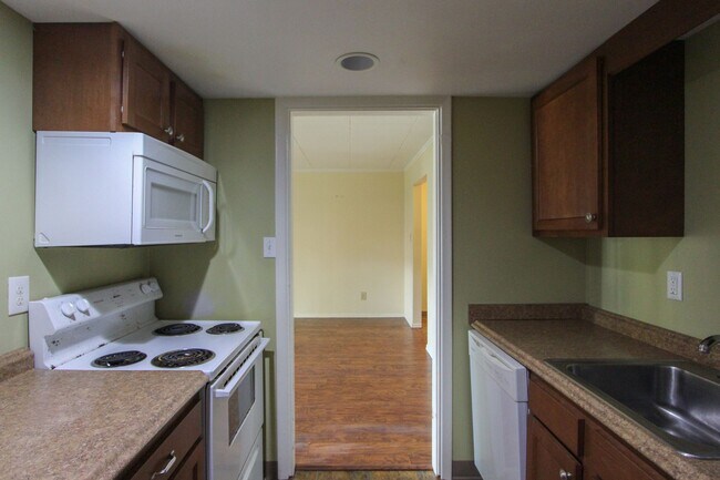 Building Photo - 603 S Trenton Ave