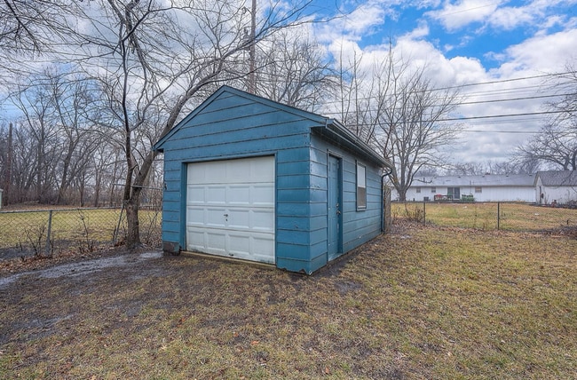Building Photo - Cute Two Bedroom Home in Olathe