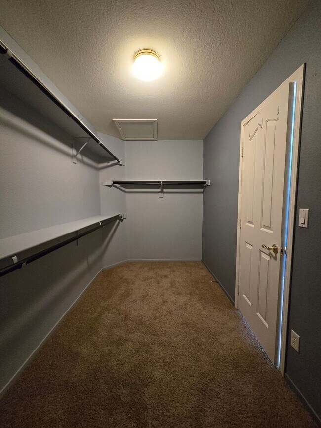 Building Photo - Don’t wait for summer, your pool home is ready now!!! 4 Bedroom, NW Las Vegas