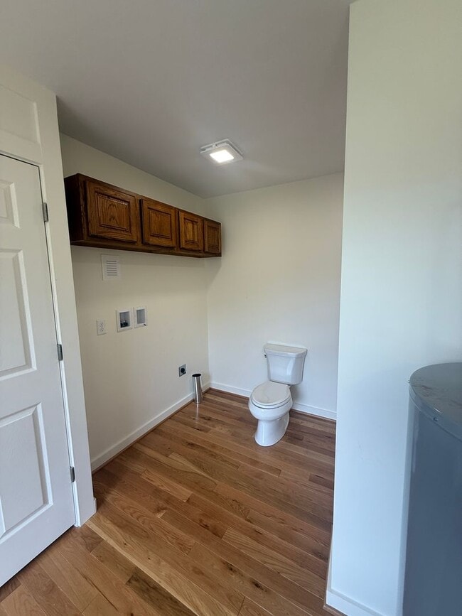 Building Photo - oliv3574