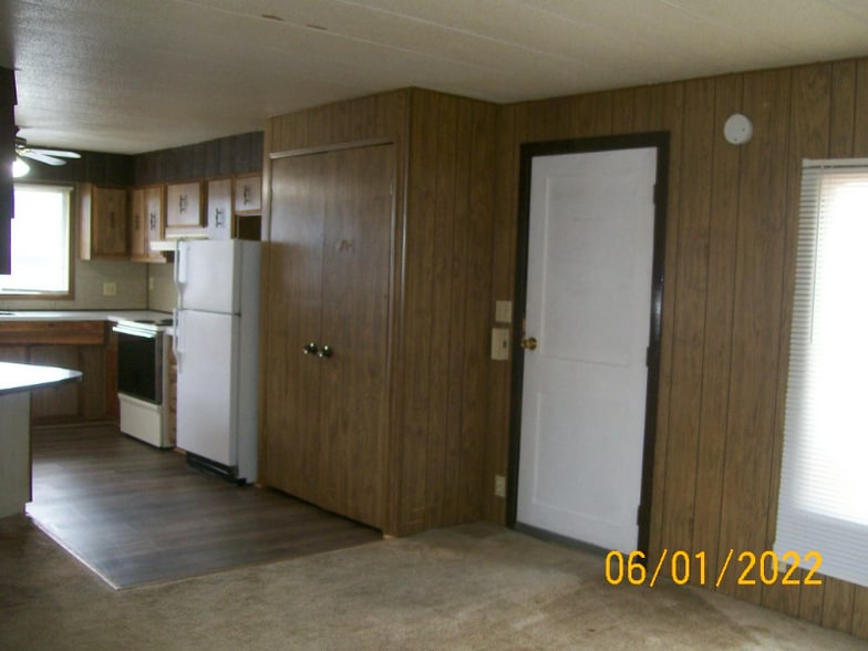 Building Photo - 13 Travertine Ln