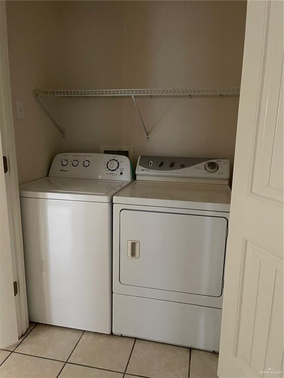 Building Photo - 12 South Dr