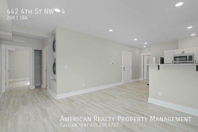 Building Photo - 442 4th St NW