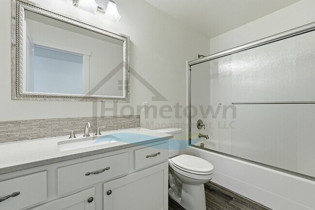Building Photo - 5163 E Portside Ct