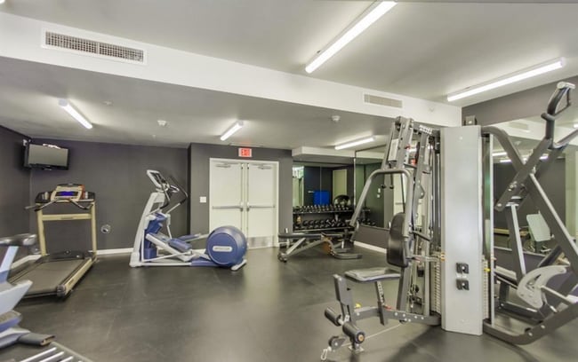 Building Photo - 530 K St