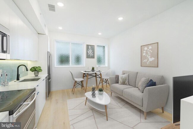 Building Photo - 2721 N Howard St