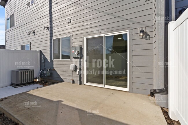 Building Photo - 12625 E Main Ave