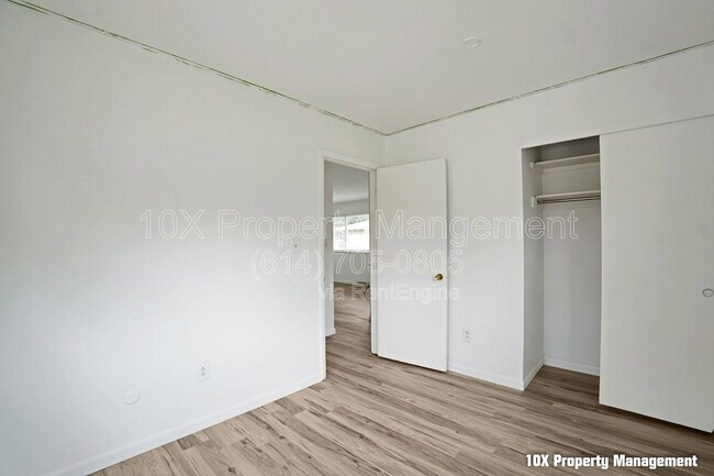 Building Photo - 92 Cherrington Rd