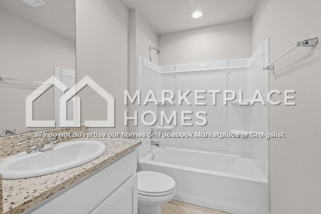 Building Photo - 3160 N Blue Heron Dr