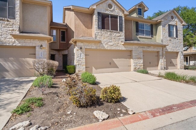 Building Photo - Lovely 2 Bedroom, 2.5 Bath Townhome w/ 2-Car Garage in Cedar Park!