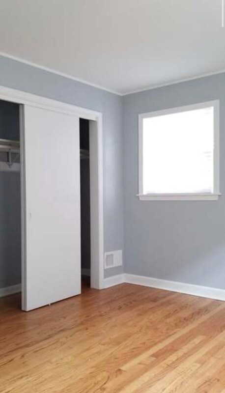 Building Photo - 3332 S 60th Ct
