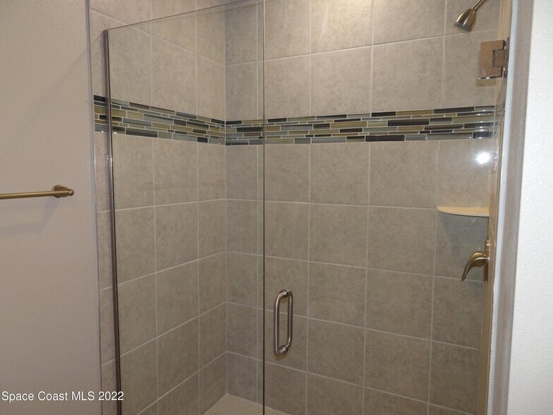 Primary Bathroom Walk- Shower - 701 Avalon St SE