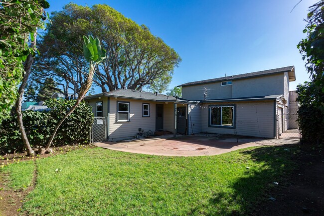 Building Photo - Spacious Single Family Home in Imperial Beach