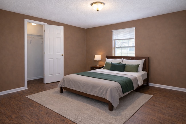 Building Photo - The West Norment | $150/Week (First 4 Weeks Limited Promo!) Move In Today | Furnished Room