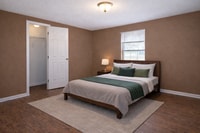 Building Photo - Private Furnished Room Available Now