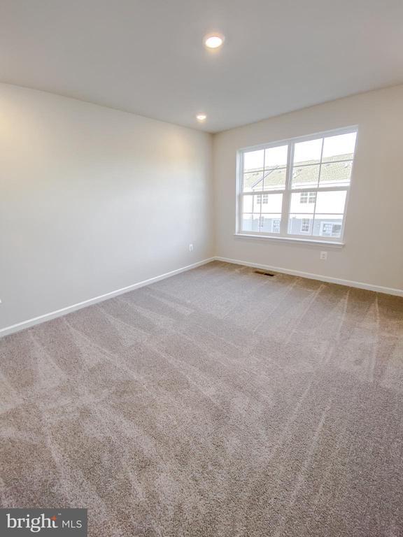 Building Photo - 141 Canning Rd