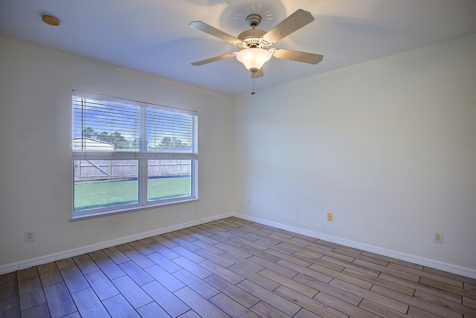 Building Photo - 221 Beech Way NW