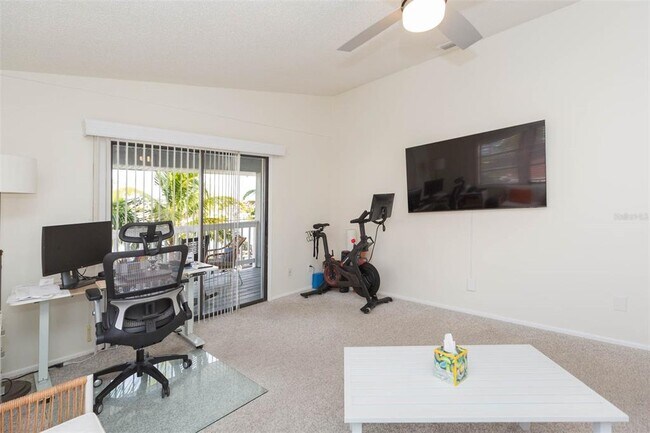 Building Photo - 3604 E Maritana Dr