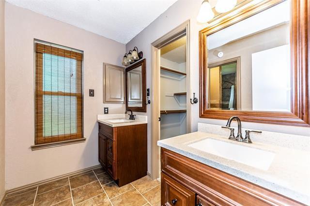 Building Photo - 451 Hancock Ct