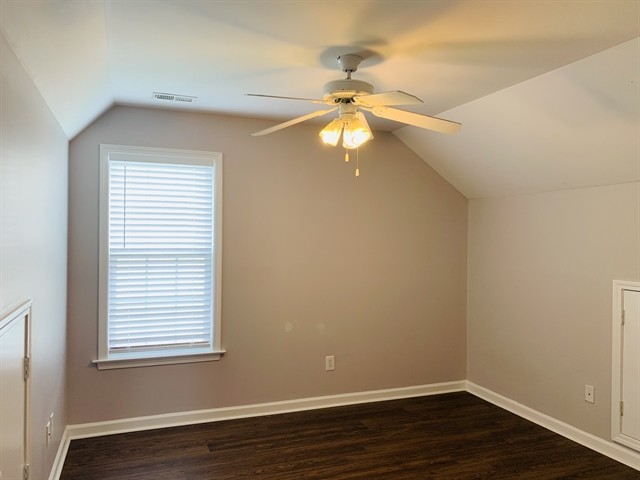 Building Photo - 321 Collinsworth Dr