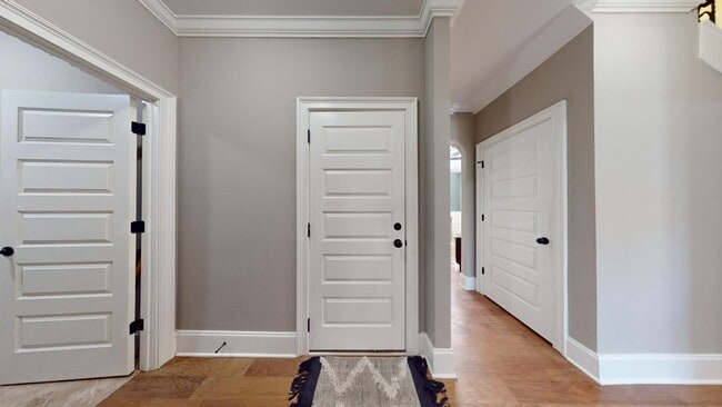 Building Photo - Asheton Lakes