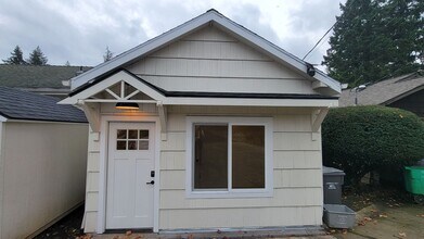 Building Photo - New Construction 1 bedroom + sleeping loft...