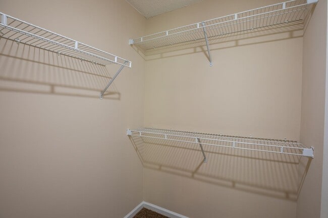 Building Photo - Great Rental in Litchfield at OakLeaf Plan...