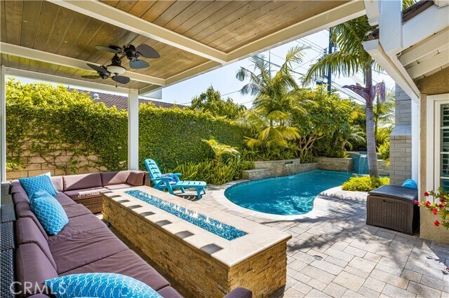 Building Photo - 9442 Tiki Cir