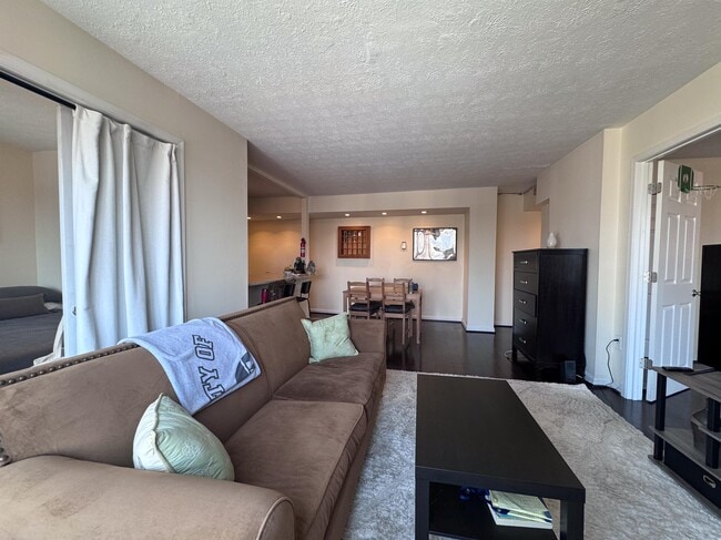 Building Photo - 1440 N St NW