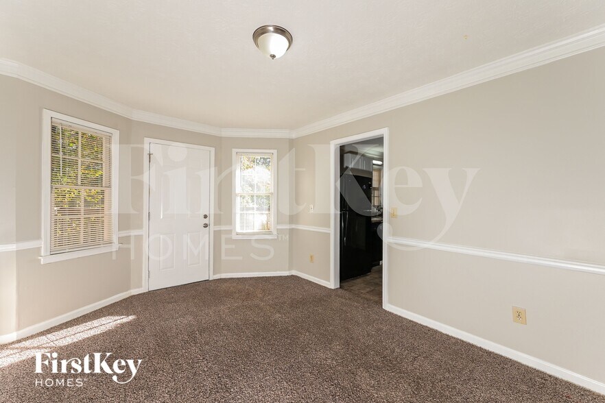 Building Photo - 2290 Georgia Ln