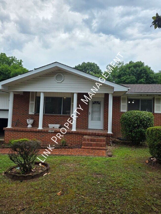 Building Photo - 5407 Winniespan Rd
