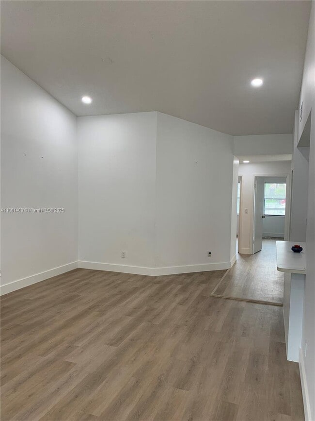 Building Photo - 3532 NW 95th Terrace