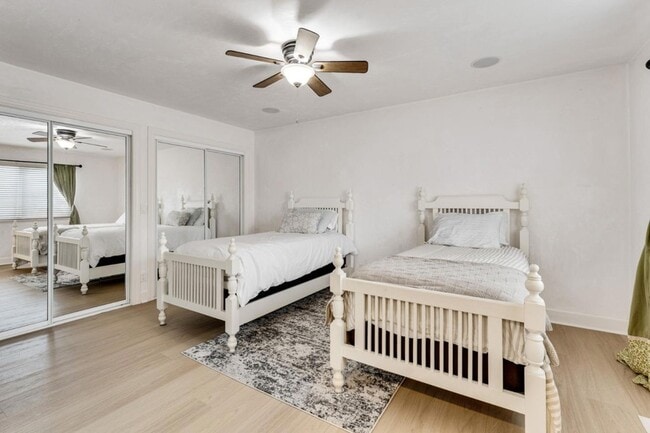 Building Photo - 1 Overlook Pl