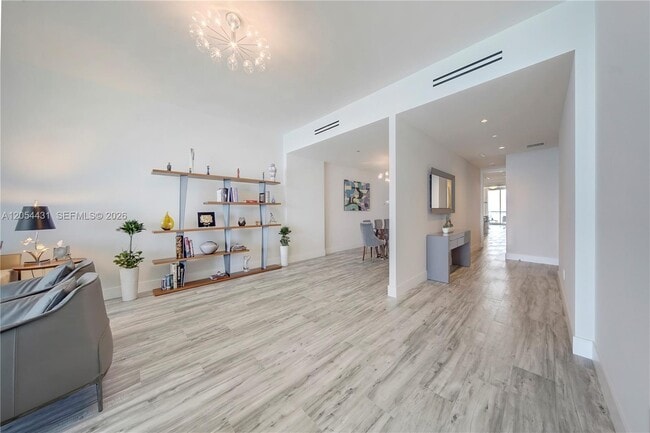 Building Photo - 10203 Collins Ave