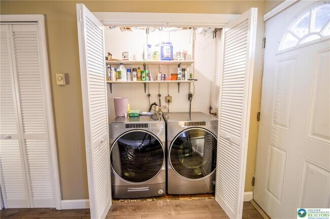 Building Photo - 2505 Madison Ave