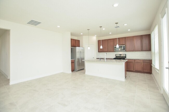 Building Photo - 20907 Filbert Ln