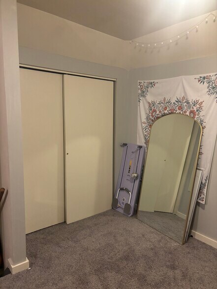 Bedroom #3 - 2559 N Frederick Ave