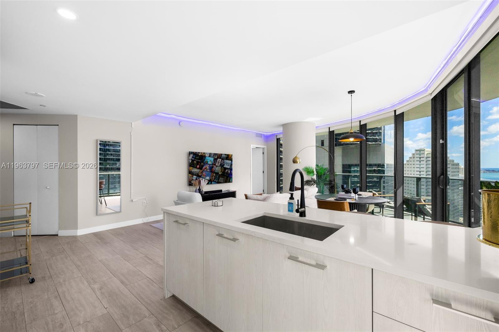 Building Photo - 45 SW 9th St