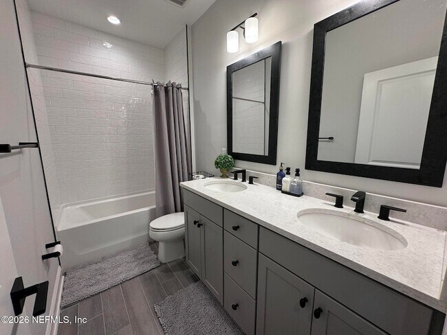 Building Photo - 128 Zephyr Dr