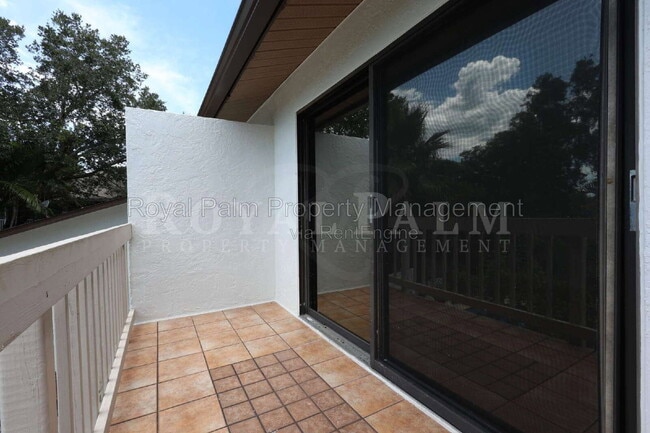 Building Photo - 26510 Southern Pines Dr