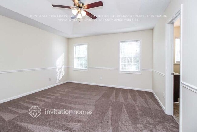 Building Photo - 1718 Independence Dr