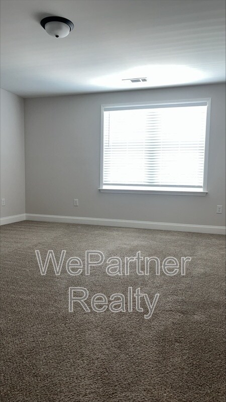 Building Photo - 100 Crest Pointe
