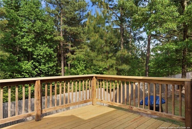 Building Photo - 142 Bluebonnet Oak Ct