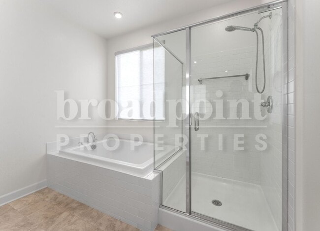 Building Photo - 27941 Silo Ln