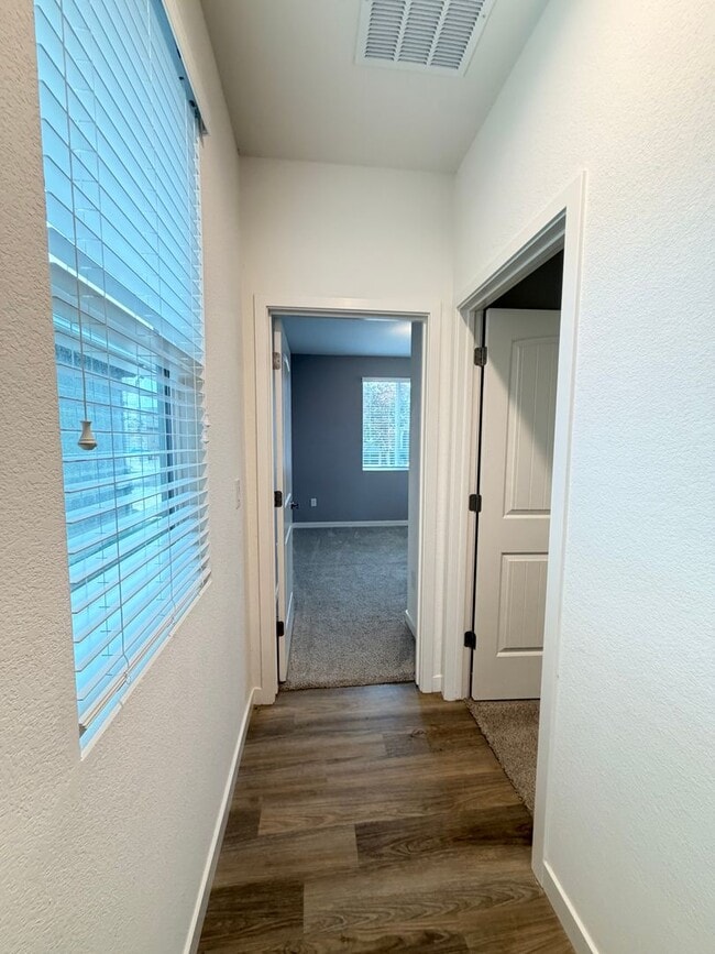 Building Photo - 1858 Morro Ct