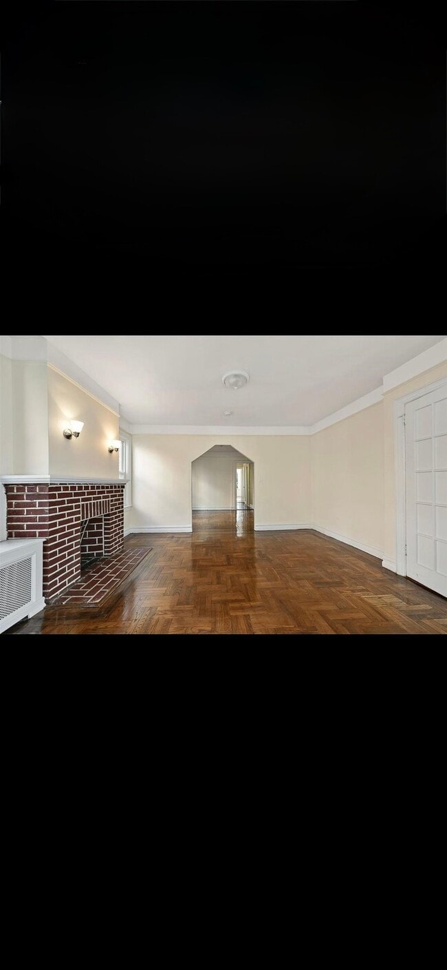 Building Photo - 6160 Delafield Ave