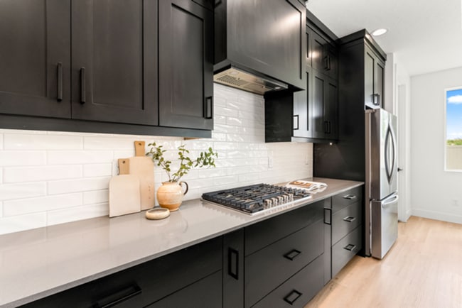 Building Photo - Modern Living in the Heart of Southeast Boise