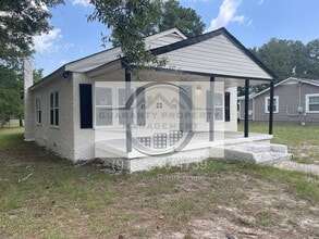 Building Photo - 222 Waddell Dr